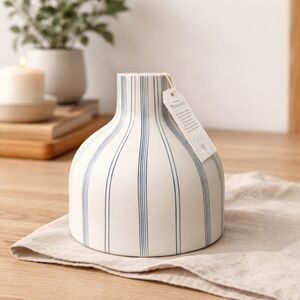 ✨ Handcrafted Ceramic Vase | White & Blue Stripe | Modern Farmhouse / Scandinavi